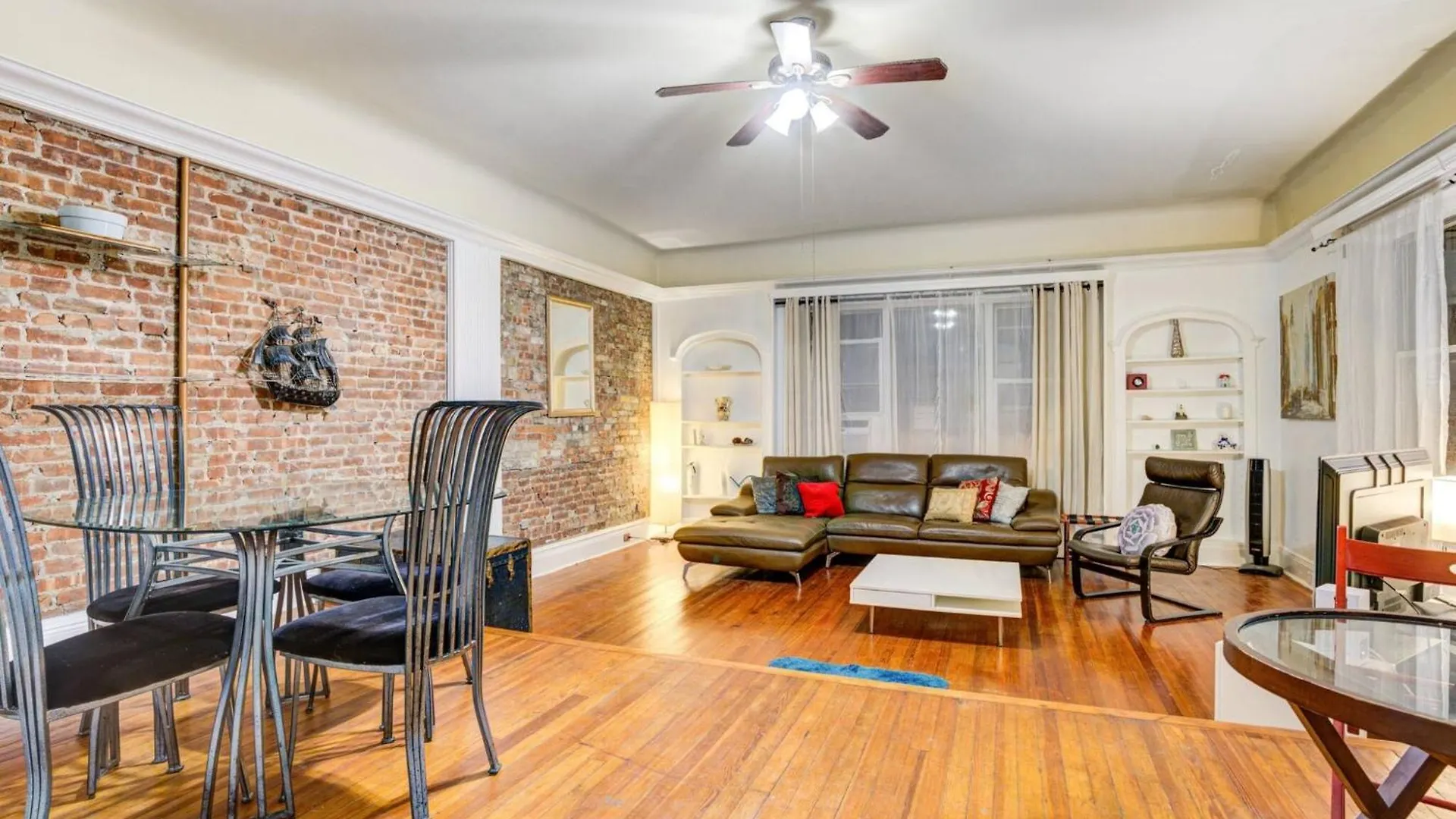 3Br Skyline Apt In Bustling District I Great Value Nj5 West New York